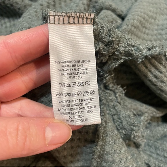 Free People Sunset Park Drippy Thermal Green S/M Oversized Waffle Knit Top - Picture 8 of 9